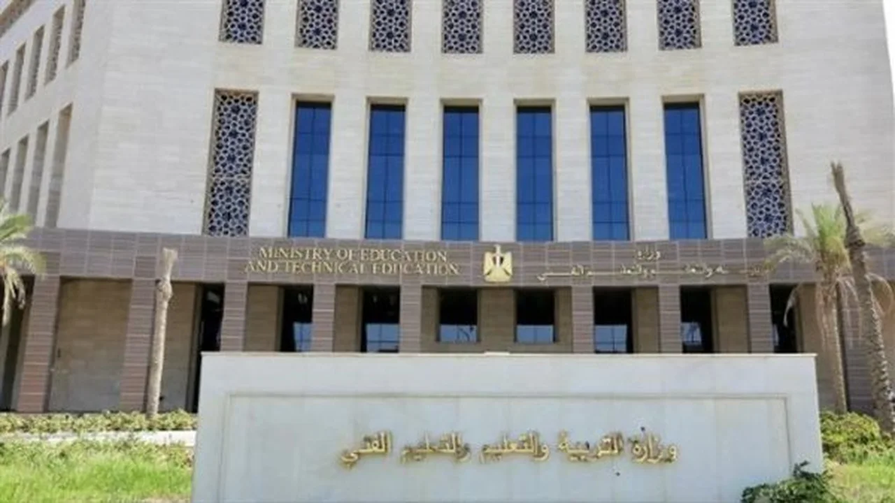 تعديل الجدول.. 6 أيام مراجعة لمادة الإحصاء بطلاب الثانوية العامة للعام 2026